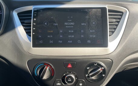 Hyundai Solaris II рестайлинг, 2021 год, 1 098 000 рублей, 17 фотография