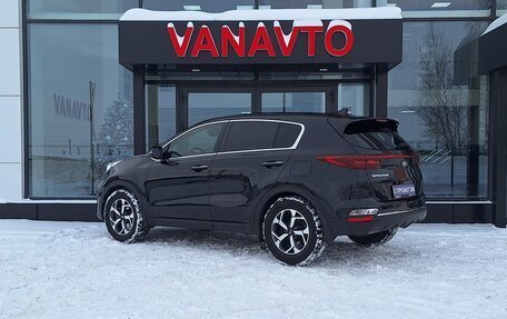 KIA Sportage IV рестайлинг, 2020 год, 2 490 000 рублей, 8 фотография