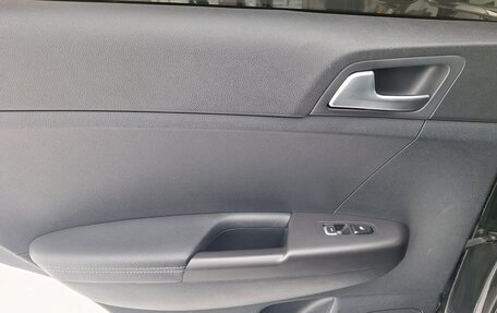 KIA Sportage IV рестайлинг, 2020 год, 2 490 000 рублей, 17 фотография