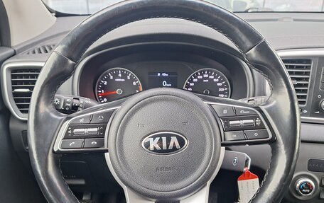 KIA Sportage IV рестайлинг, 2020 год, 2 490 000 рублей, 12 фотография