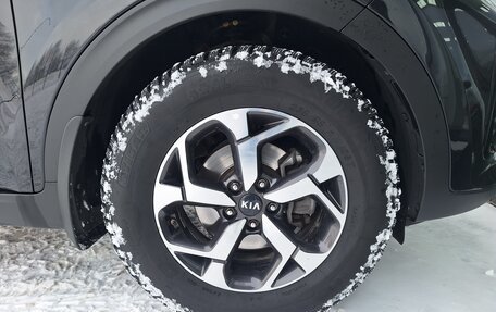 KIA Sportage IV рестайлинг, 2020 год, 2 490 000 рублей, 20 фотография