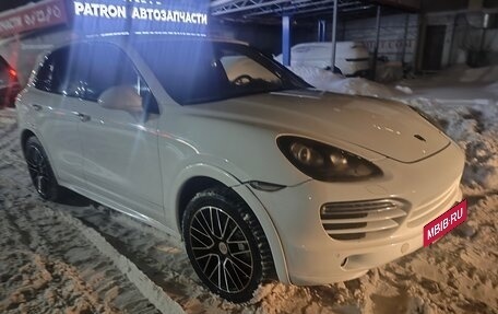 Porsche Cayenne III, 2011 год, 1 860 000 рублей, 2 фотография