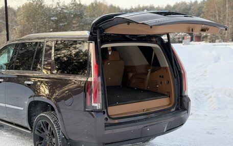 Cadillac Escalade IV, 2015 год, 2 950 000 рублей, 15 фотография