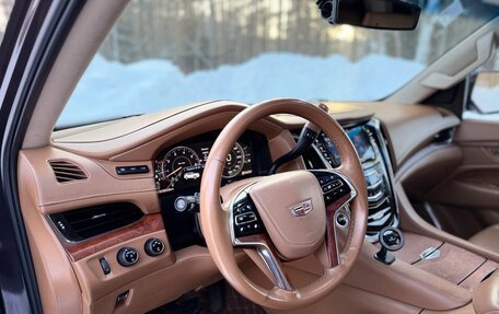 Cadillac Escalade IV, 2015 год, 2 950 000 рублей, 19 фотография