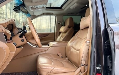 Cadillac Escalade IV, 2015 год, 2 950 000 рублей, 18 фотография