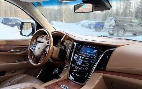 Cadillac Escalade IV, 2015 год, 2 950 000 рублей, 31 фотография