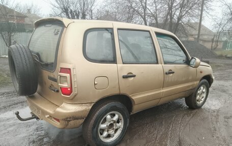 Chevrolet Niva I рестайлинг, 2004 год, 260 000 рублей, 5 фотография