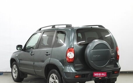 Chevrolet Niva I рестайлинг, 2018 год, 810 000 рублей, 5 фотография