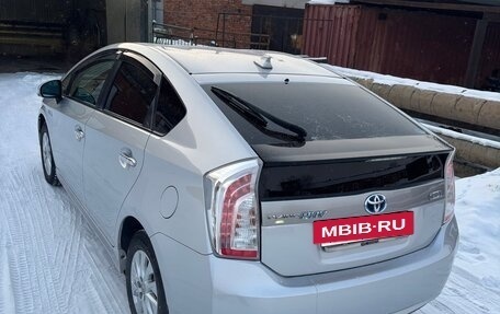 Toyota Prius IV XW50, 2016 год, 1 460 000 рублей, 11 фотография