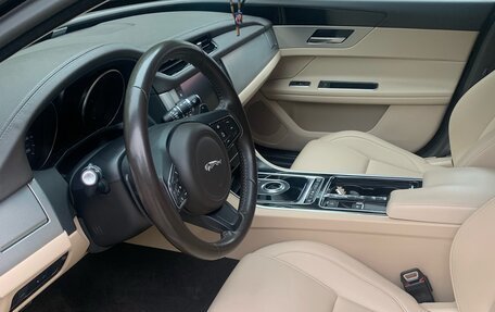 Jaguar XF II, 2018 год, 2 450 000 рублей, 6 фотография