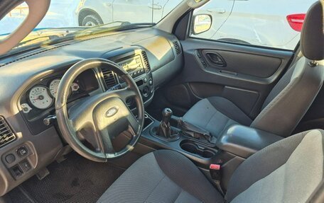 Ford Escape II, 2004 год, 550 000 рублей, 16 фотография