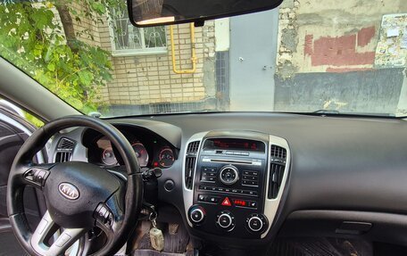 KIA cee'd I рестайлинг, 2011 год, 700 000 рублей, 9 фотография