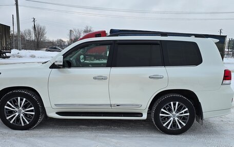 Toyota Land Cruiser 200, 2019 год, 8 000 000 рублей, 2 фотография