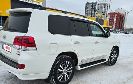 Toyota Land Cruiser 200, 2019 год, 8 000 000 рублей, 6 фотография