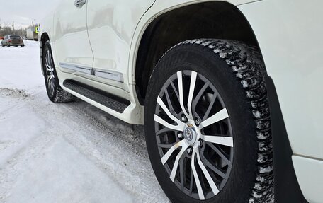 Toyota Land Cruiser 200, 2019 год, 8 000 000 рублей, 9 фотография