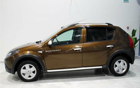 Renault Sandero I, 2014 год, 675 000 рублей, 3 фотография