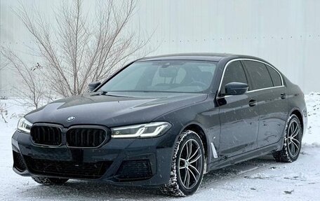 BMW 5 серия, 2022 год, 4 720 000 рублей, 2 фотография
