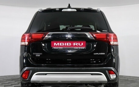Mitsubishi Outlander III рестайлинг 3, 2019 год, 2 947 000 рублей, 6 фотография