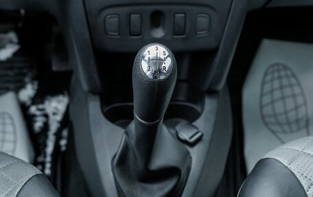 Renault Logan II, 2019 год, 1 046 000 рублей, 11 фотография