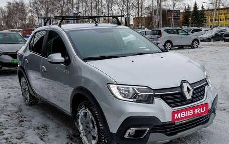 Renault Logan II, 2019 год, 1 046 000 рублей, 7 фотография