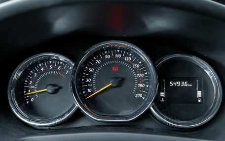 Renault Logan II, 2019 год, 1 046 000 рублей, 18 фотография