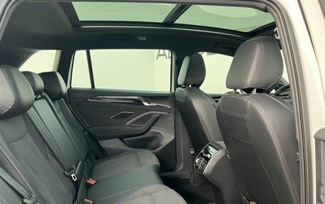 Volkswagen Tiguan, 2025 год, 5 355 000 рублей, 13 фотография