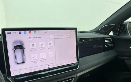 Volkswagen Tiguan, 2025 год, 5 355 000 рублей, 17 фотография