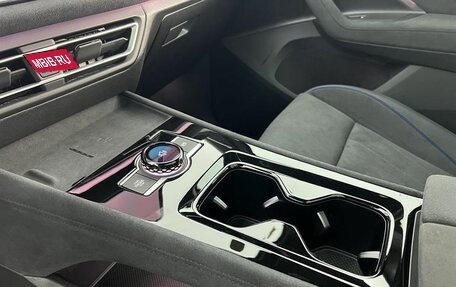 Volkswagen Tiguan, 2025 год, 5 355 000 рублей, 16 фотография