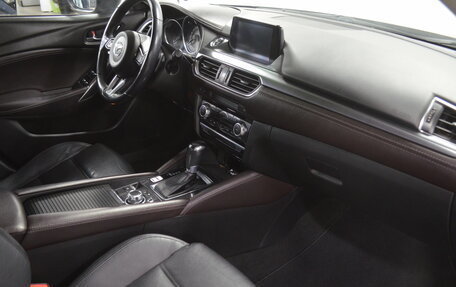 Mazda 6, 2018 год, 1 900 000 рублей, 9 фотография