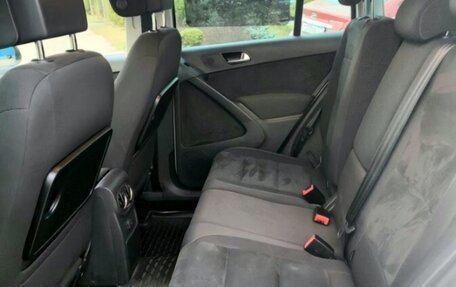 Volkswagen Tiguan I, 2016 год, 2 000 000 рублей, 22 фотография