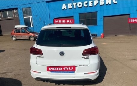 Volkswagen Tiguan I, 2016 год, 2 000 000 рублей, 11 фотография