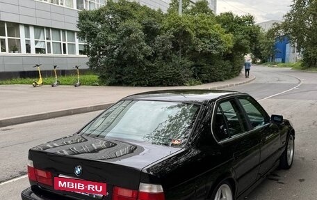 BMW 5 серия, 1990 год, 1 000 000 рублей, 3 фотография