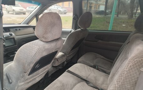 Hyundai Trajet I рестайлинг, 2002 год, 650 000 рублей, 15 фотография