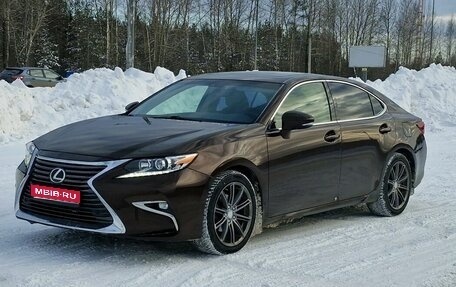 Lexus ES VII, 2017 год, 2 850 000 рублей, 1 фотография