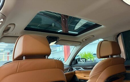 BMW 7 серия, 2016 год, 3 290 000 рублей, 27 фотография