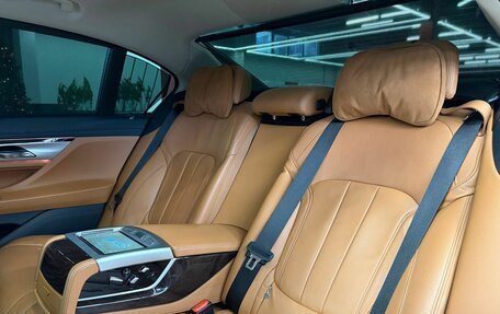 BMW 7 серия, 2016 год, 3 290 000 рублей, 25 фотография