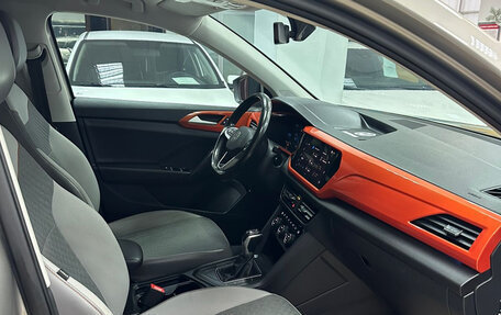 Volkswagen Taos, 2021 год, 2 280 000 рублей, 15 фотография