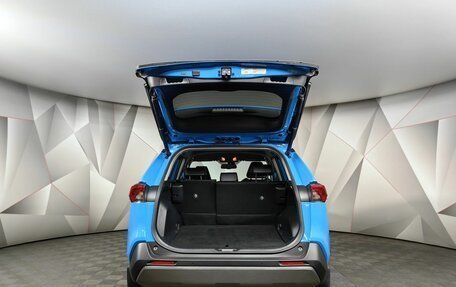 Toyota RAV4, 2019 год, 3 399 999 рублей, 12 фотография