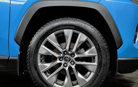 Toyota RAV4, 2019 год, 3 399 999 рублей, 9 фотография