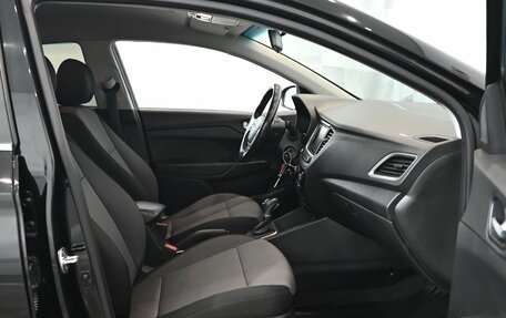 Hyundai Solaris II рестайлинг, 2017 год, 1 400 000 рублей, 10 фотография