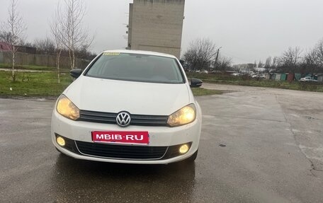 Volkswagen Golf VI, 2011 год, 900 000 рублей, 1 фотография