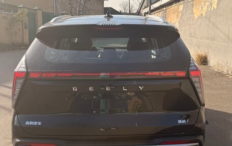 Geely Atlas, 2025 год, 2 850 000 рублей, 3 фотография