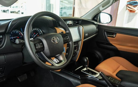 Toyota Fortuner II, 2025 год, 5 020 000 рублей, 9 фотография