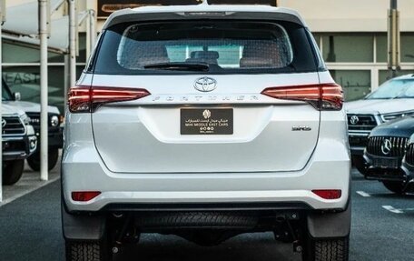 Toyota Fortuner II, 2025 год, 5 020 000 рублей, 5 фотография