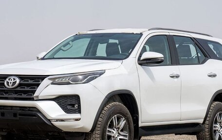 Toyota Fortuner II, 2025 год, 5 020 000 рублей, 34 фотография