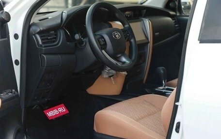 Toyota Fortuner II, 2025 год, 5 020 000 рублей, 38 фотография