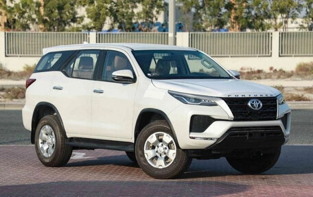 Toyota Fortuner II, 2025 год, 5 020 000 рублей, 40 фотография