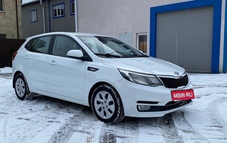 KIA Rio III рестайлинг, 2015 год, 890 000 рублей, 2 фотография