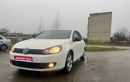 Volkswagen Golf VI, 2011 год, 900 000 рублей, 2 фотография