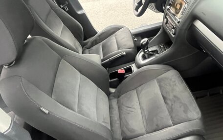 Volkswagen Golf VI, 2011 год, 900 000 рублей, 29 фотография